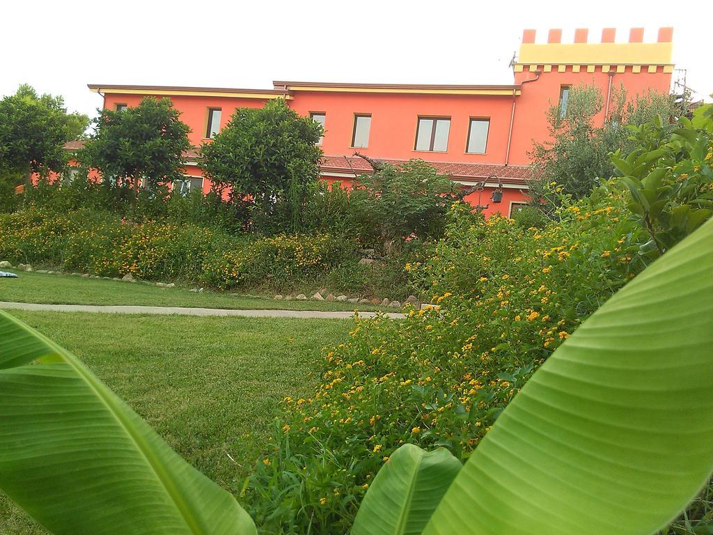 Agriturismo - B&B "La Funicolare" Francavilla Marittima Kültér fotó