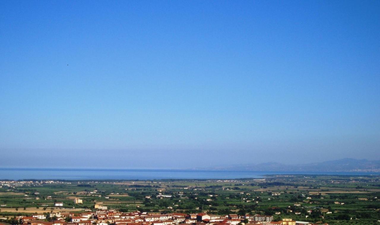 Agriturismo - B&B "La Funicolare" Francavilla Marittima Kültér fotó